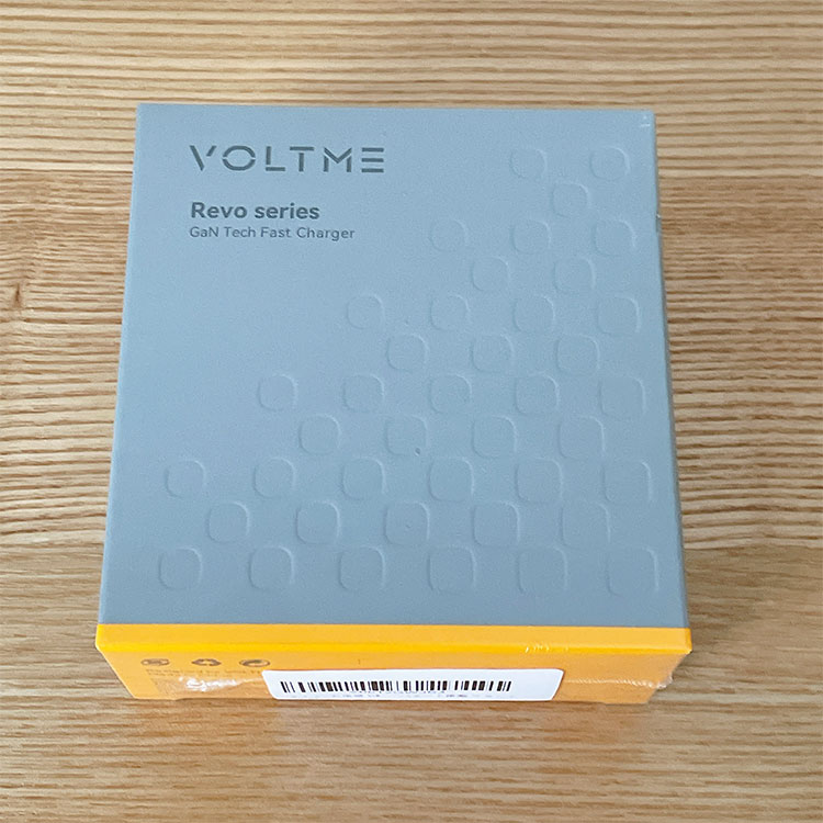 VOLTME 急速充電器 Revo 30 Duo(C+C)の箱