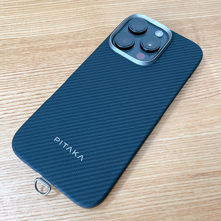 PITAKA iPhone 16 Pro用 極薄ケース 黒