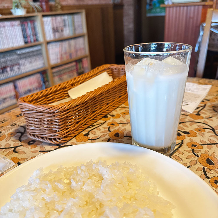 タージ・マハール 富山本店 ラッシー