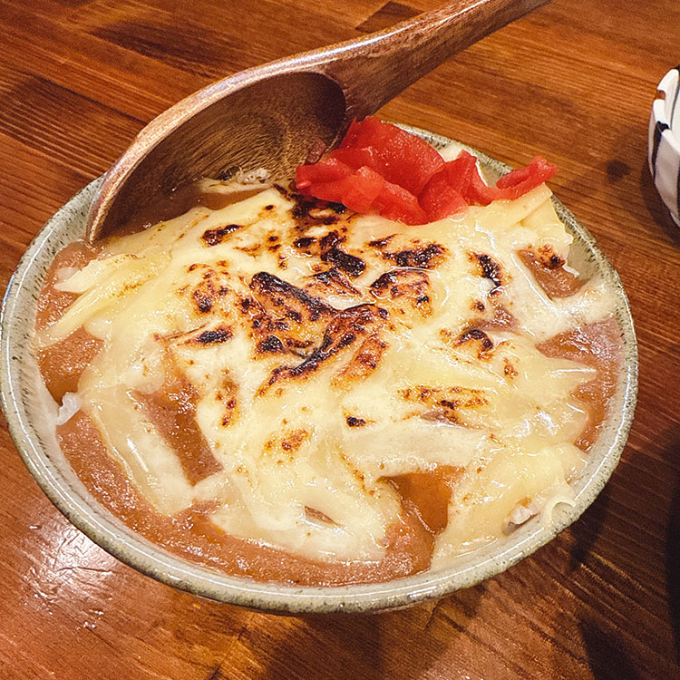 奈つやの中華そばのあぶりチーズ茶碗カレー