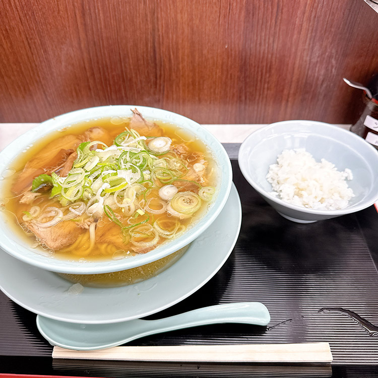 新橋ニューともちんラーメン 中華そばとライスちょい盛