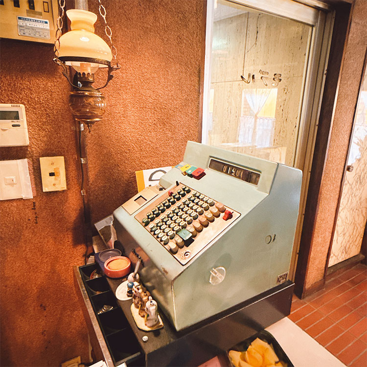 石川町 純喫茶 モデル レジ
