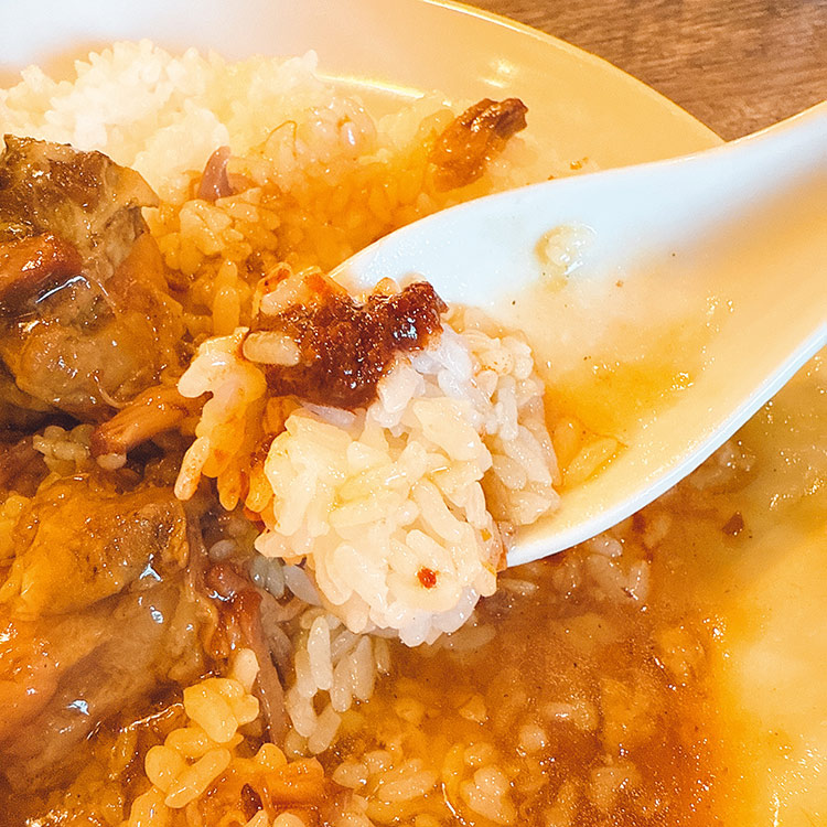 横浜中華街 愛群(アイチュン)牛バラ肉ご飯