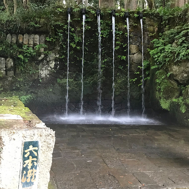 大岩山日石寺 六本滝
