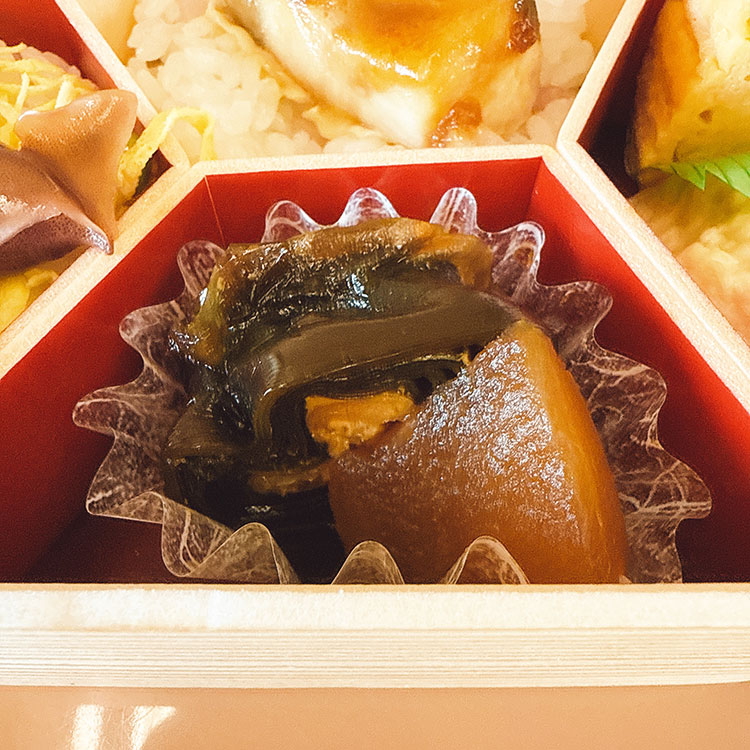 ますのすし本舗 源 お弁当 有磯海 特製昆布巻ぶり大根