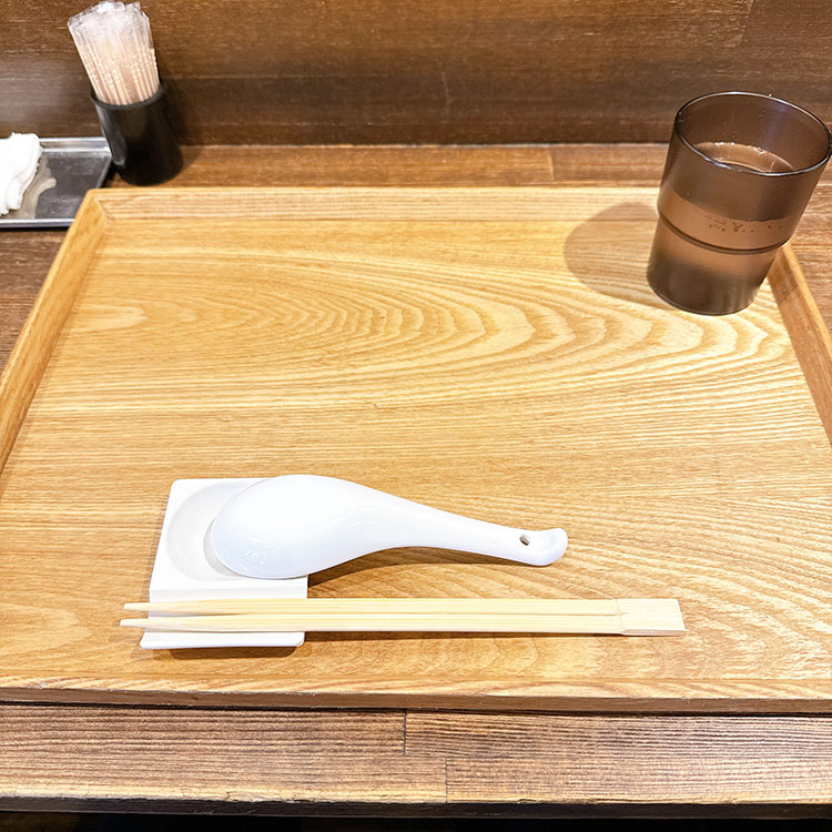 ニボシマニア カウンター席